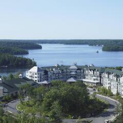 Отель JW Marriott The Rosseau Muskoka Resort пляж