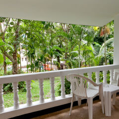 Отель Fullmoon Beach Resort балкон