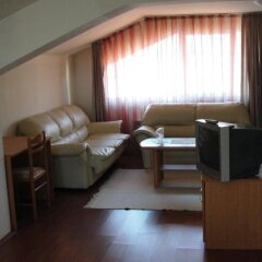 Отель Zasheva Kushta Guesthouse Банско комната для гостей фото 3