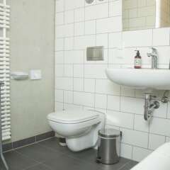 Апартаменты Berlin Base Apartments - KREUZBERG ванная