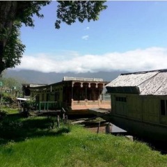 Отель Butt's Clermont Houseboats фото 9