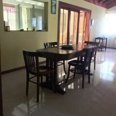 Отель Finest Accommodations Lord Nelson Way в номере