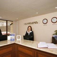Отель Tsaghkadzor General Sport Complex Hotel Армения, Цахкадзор - отзывы, цены и фото номеров - забронировать отель Tsaghkadzor General Sport Complex Hotel онлайн интерьер отеля фото 2