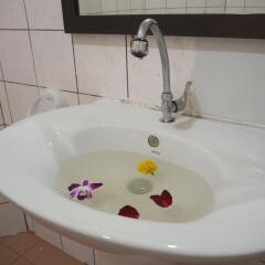 Отель Machorat Aonang Resort Таиланд, Краби - отзывы, цены и фото номеров - забронировать отель Machorat Aonang Resort онлайн ванная