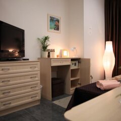 Гостиница Home Slava White в Москве отзывы, цены и фото номеров - забронировать гостиницу Home Slava White онлайн Москва комната для гостей фото 5