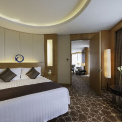 Отель Crowne Plaza Shenzhen Futian, an IHG Hotel Китай, Шэньчжэнь - отзывы, цены и фото номеров - забронировать отель Crowne Plaza Shenzhen Futian, an IHG Hotel онлайн комната для гостей фото 5