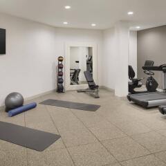 Отель Embassy Suites Columbus Колумбус фитнесс-зал