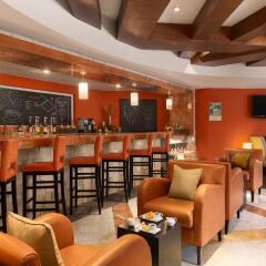 Отель Hilton Playa Del Carmen гостиничный бар