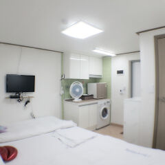 Отель Gana Myongdong Guesthouse удобства в номере фото 2