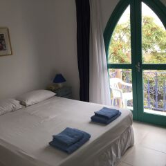 Отель Axiothea Hotel Кипр, Пафос - отзывы, цены и фото номеров - забронировать отель Axiothea Hotel онлайн комната для гостей