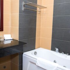 Отель Hai Ba Trung Hotel and Spa Вьетнам, Буонматхуот - отзывы, цены и фото номеров - забронировать отель Hai Ba Trung Hotel and Spa онлайн спа фото 2