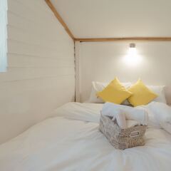 The Onion Hostel at Flower Market детские мероприятия