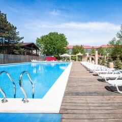 Курортный отель Олимп All Inclusive бассейн
