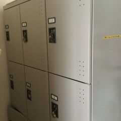Отель Kumamoto Guesthouse Minami Aso Little Asia Минамиогуни сейф в номере