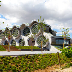 Cava & Hotel Mastinell