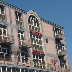 Diana Hotel Горис вид на фасад