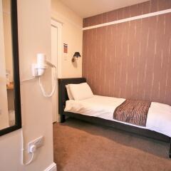 Central Hotel Cheltenham By Roomsbooked In Cheltenham