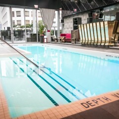 Отель Trump International Hotel & Tower Vancouver Канада, Ванкувер - отзывы, цены и фото номеров - забронировать отель Trump International Hotel & Tower Vancouver онлайн бассейн фото 3
