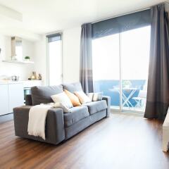 Апартаменты Feelathome Poblenou Beach Apartments комната для гостей фото 8