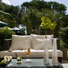 Отель Holiday Inn Rome- Eur Parco Dei Medici бассейн фото 3