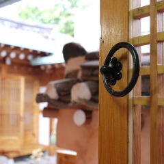 Отель Haemil Hanok Guesthouse Южная Корея, Сеул - отзывы, цены и фото номеров - забронировать отель Haemil Hanok Guesthouse онлайн ванная