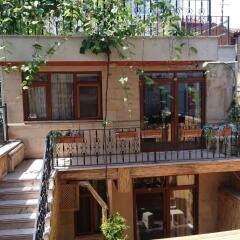 Saruhan Hotel балкон