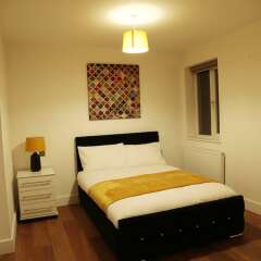 Апартаменты Cosy Stay Apartments сейф в номере