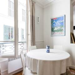 Отель onefinestay - Trocadéro private homes балкон