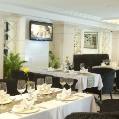 Отель Church Boutique Hotel - Hang Gai Вьетнам, Ханой - отзывы, цены и фото номеров - забронировать отель Church Boutique Hotel - Hang Gai онлайн питание