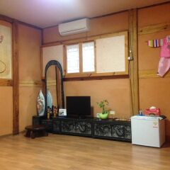 Отель Haemil Hanok Guesthouse Южная Корея, Сеул - отзывы, цены и фото номеров - забронировать отель Haemil Hanok Guesthouse онлайн удобства в номере фото 2