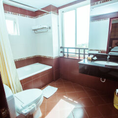 Phu Quy 2 Hotel ванная