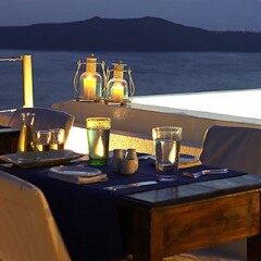 Отель Cosmopolitan Suites гостиничный бар