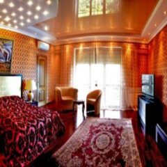 Diplomat Club Hotel in Chisinau, Moldova from 139$, photos, reviews - zenhotels.com guestroom photo 2