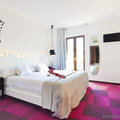 Отель Marquis Hotels Urban комната для гостей фото 2