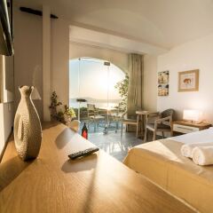 Отель Kratiras View Luxury Suites комната для гостей фото 5