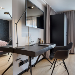 Hotel La Maison комната для гостей
