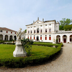 Отель Barchessa Palladio - Four Bedroom Италия, Пьомбино-Дезе - отзывы, цены и фото номеров - забронировать отель Barchessa Palladio - Four Bedroom онлайн городской автобус