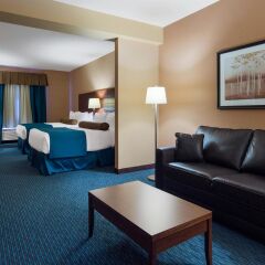 Best Western Plus Bathurst Hotel & Suites