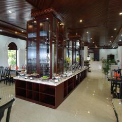 Indochine Hoi An Riverside Hotel & Spa питание