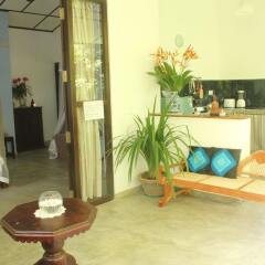 Отель Dionis Villa интерьер отеля