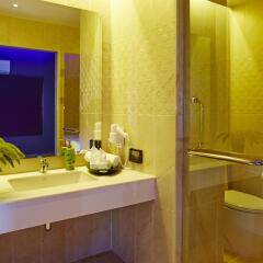Отель Tweet Tweet Nest Pattaya Таиланд, Паттайя - отзывы, цены и фото номеров - забронировать отель Tweet Tweet Nest Pattaya онлайн ванная
