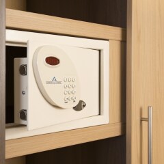 Quality Hotel Bordeaux Centre сейф в номере
