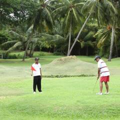 Отель Club Palm Bay спортивное сооружение