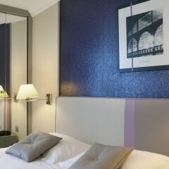 Hotel Touraine Opera сейф в номере