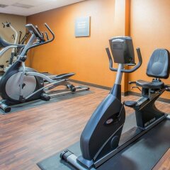 Отель Comfort Suites Atlanta Airport фитнесс-зал фото 2