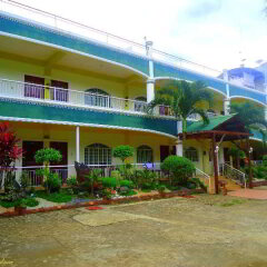 Отель Altheas Place Palawan Филиппины, Пуэрто-Принцеса - отзывы, цены и фото номеров - забронировать отель Altheas Place Palawan онлайн парковка