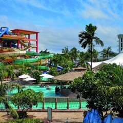 Отель Splash Beach Resort Таиланд, пляж Май Кхао - 10 отзывов об отеле, цены и фото номеров - забронировать отель Splash Beach Resort онлайн бассейн