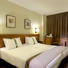 Отель Holiday Inn Madrid - Pirámides комната для гостей фото 5