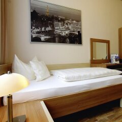Hotel Deutsches Haus In Braunschweig Germany From 101 Photos