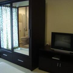 Апартаменты Purita Serviced Apartment Бангкок удобства в номере фото 2